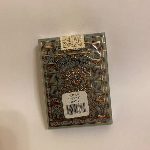 Hudson Premium Playing Cards - Picture 3 of 6